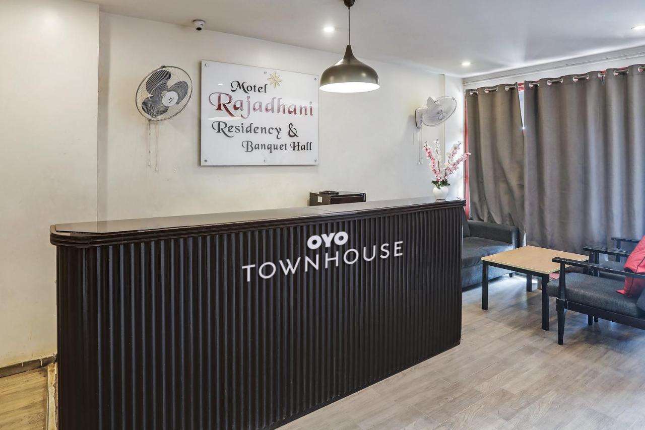 OYO Townhouse 176 Rajdhani Residency Sururnagar Buitenkant foto